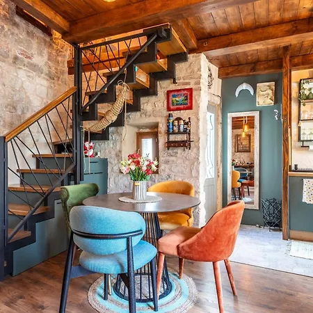Traditional In Stone House In Heart Of * Trogir