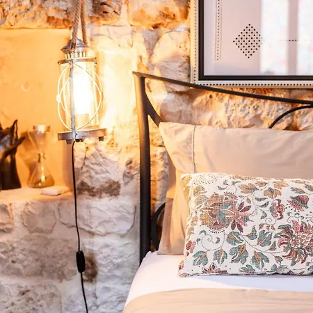 Traditional In Stone House In Heart Of *