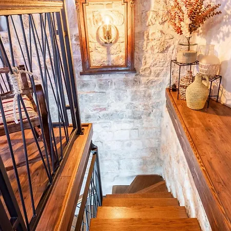 Traditional In Stone House In Heart Of * Trogir