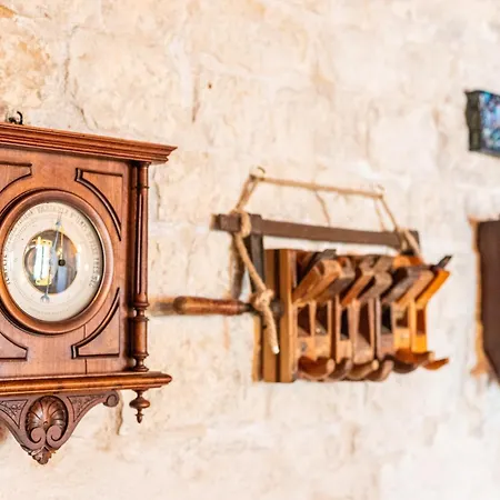 Casa de Férias Traditional In Stone House In Heart Of Trogir