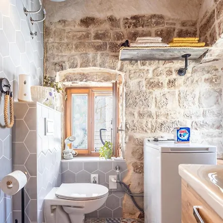 Traditional In Stone House In Heart Of Casa de Férias *