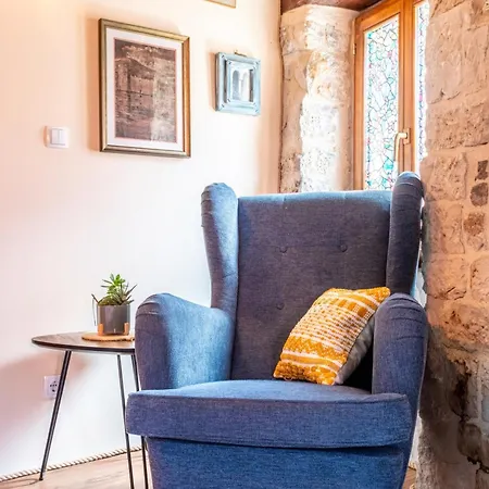 Traditional In Stone House In Heart Of * Trogir