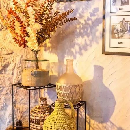 Traditional In Stone House In Heart Of Trogir